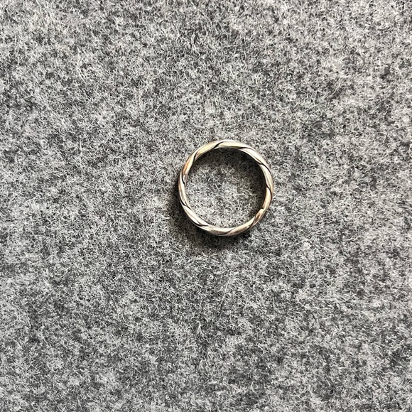 Sterling silver braid ring - Picture 4 of 4